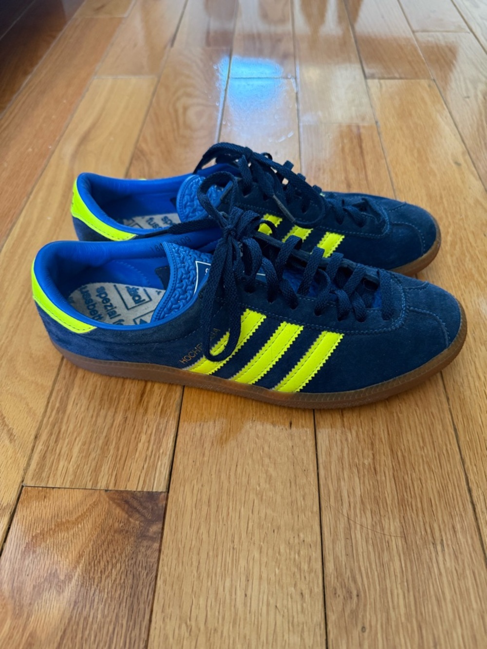 Adidas Hochelaga SPZL HQ9950 Navy Suede Gum Sneakers Sz 7
